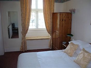 Ash House Hotel Тонтон Экстерьер фото